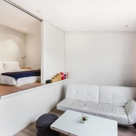 Modern In The Heart Of The Marais Appartamento Parigi