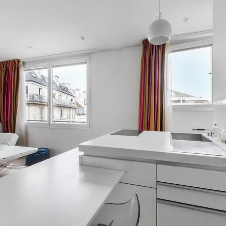 Modern In The Heart Of The Marais * Parigi